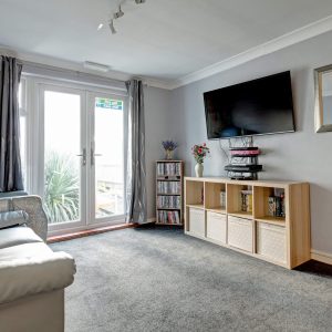 GreenwoodCottage_002 lounge