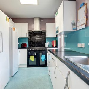 GreenwoodCottage_004 kitchen